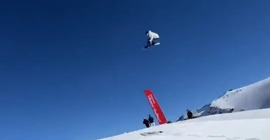 圖片來源：新體育網(wǎng)視頻截圖。