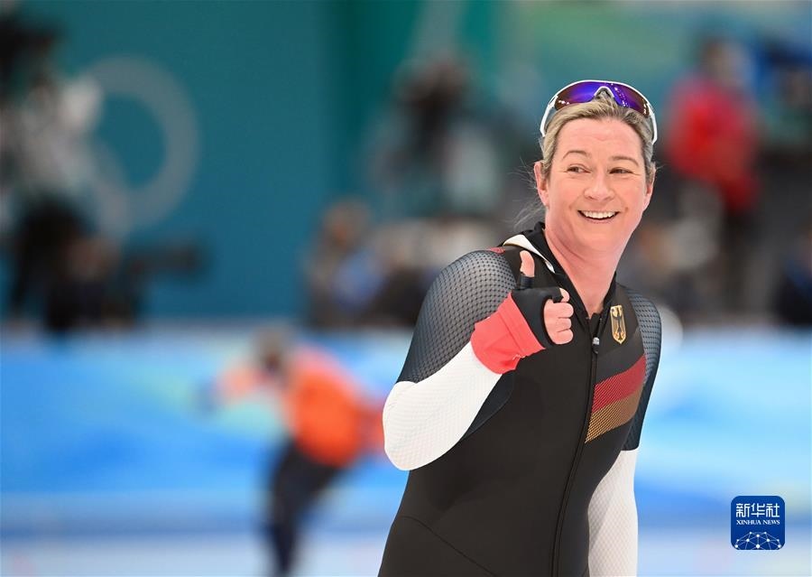 （新華全媒頭條·圖文互動(dòng)）（13）鐘華論：中國攜手世界 向著春天出發(fā)——寫在北京第二十四屆冬季奧林匹克運(yùn)動(dòng)會(huì)閉幕之際