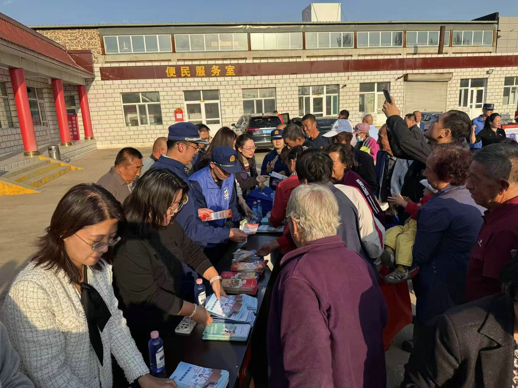 1759226753302599.jpg 黨日4.jpg