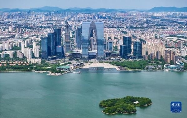 鏡觀中國(guó)丨雙面“繡”姑蘇