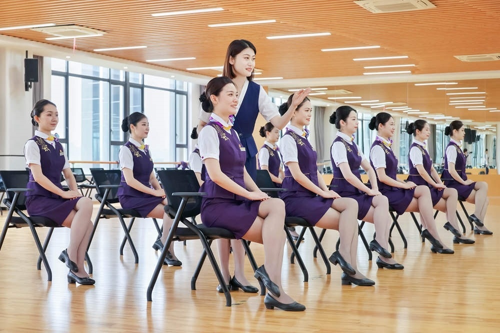 形象儀態(tài)塑造。