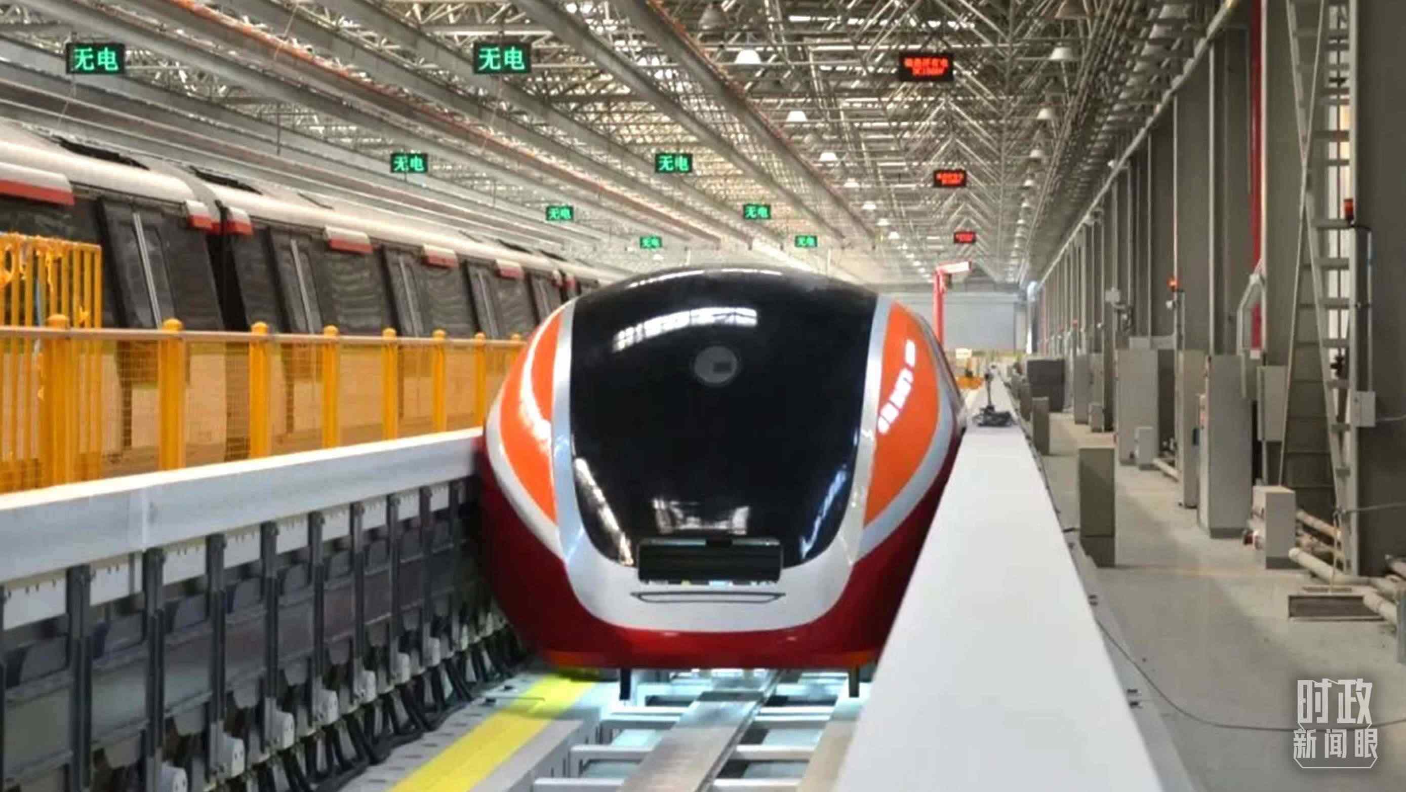 △3月31日，由中國中車自主研制的國內(nèi)首套高溫超導電動懸浮全要素試驗系統(tǒng)完成首次懸浮運行。（圖/中車齊齊哈爾車輛有限公司）