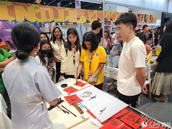中國圖書展亮相第43屆菲律賓馬尼拉國際書展。人民網記者 樊帆攝