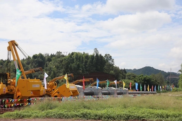 川氣東送二線天然氣管道工程施工現(xiàn)場。受訪者供圖