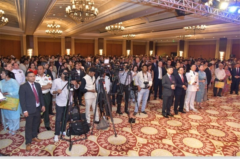 印度各界人士，各國駐印使節(jié)及外交官，中資企業(yè)、留學(xué)生和華僑華人等700余人出席招待會(huì)活動(dòng)現(xiàn)場(chǎng)。中國駐印度大使館供圖
