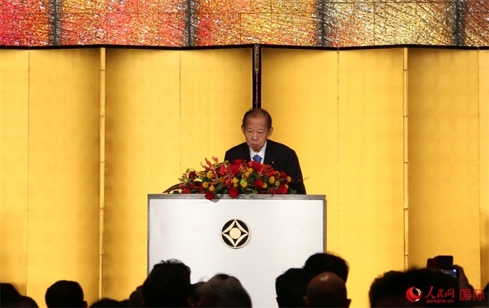 日中友好議員聯(lián)盟會長二階俊博發(fā)表致辭。人民網(wǎng) 許可攝