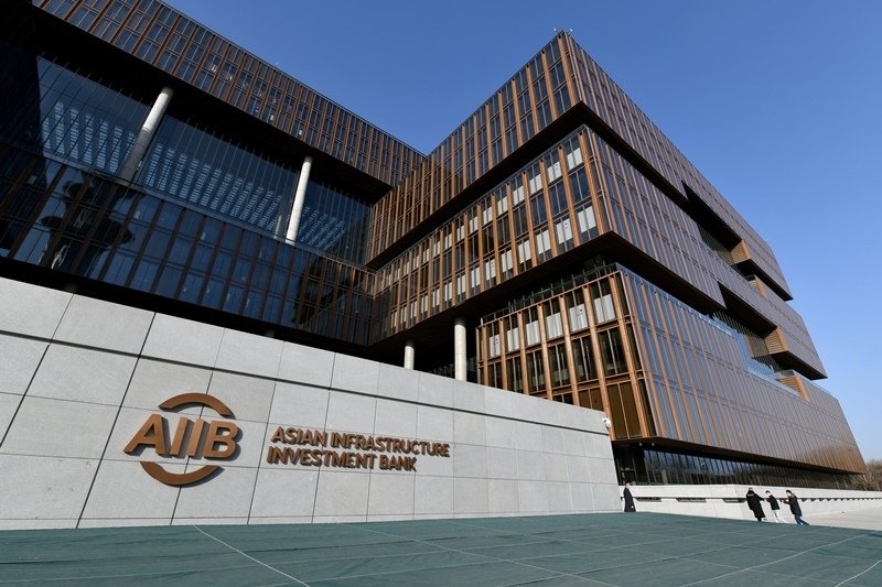 這是位于北京朝陽區(qū)的亞洲基礎(chǔ)設(shè)施投資銀行總部大樓。