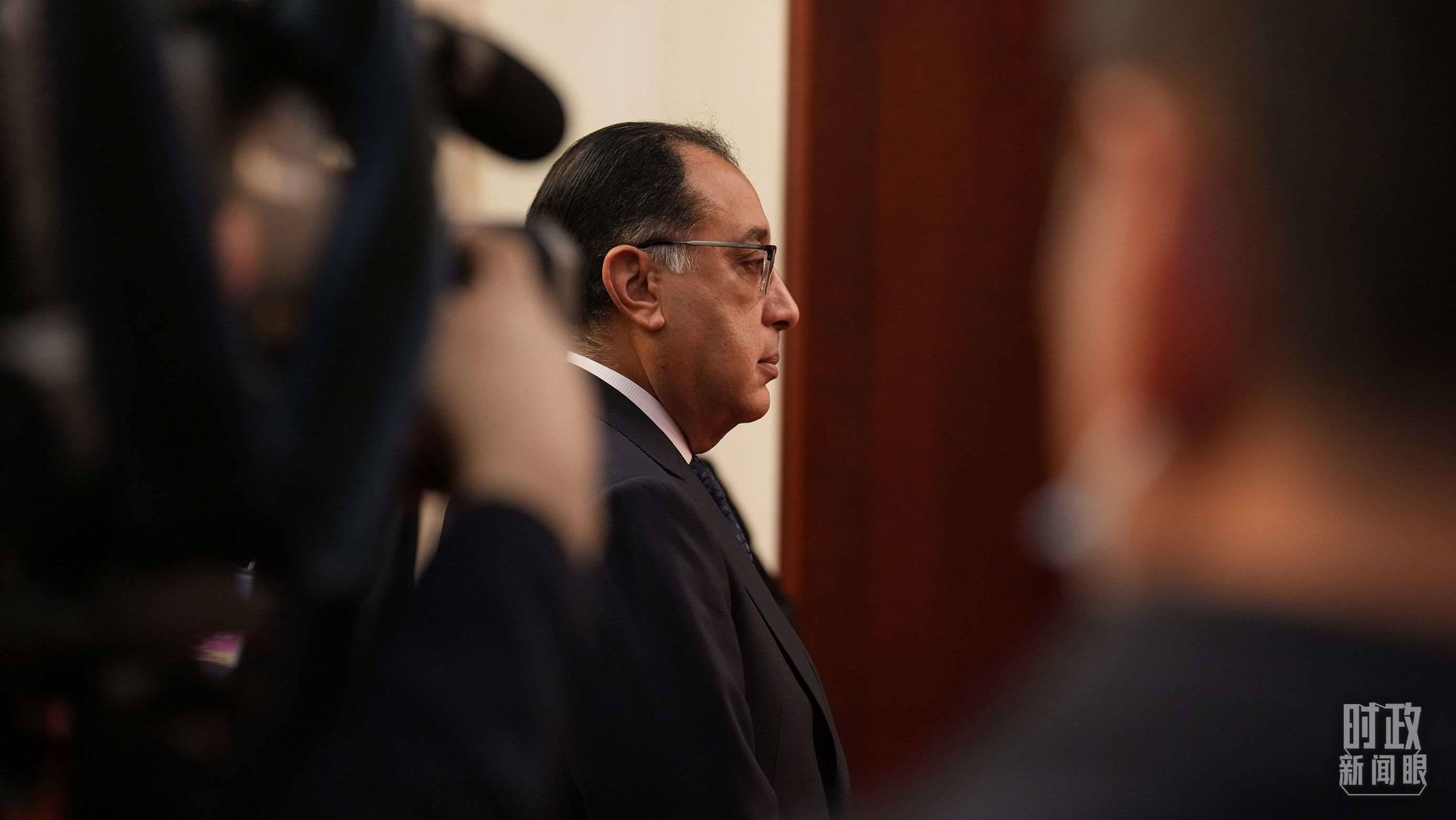 △人民大會堂，埃及總理馬德布利正在等候會見開始。（總臺國廣記者李晉拍攝）