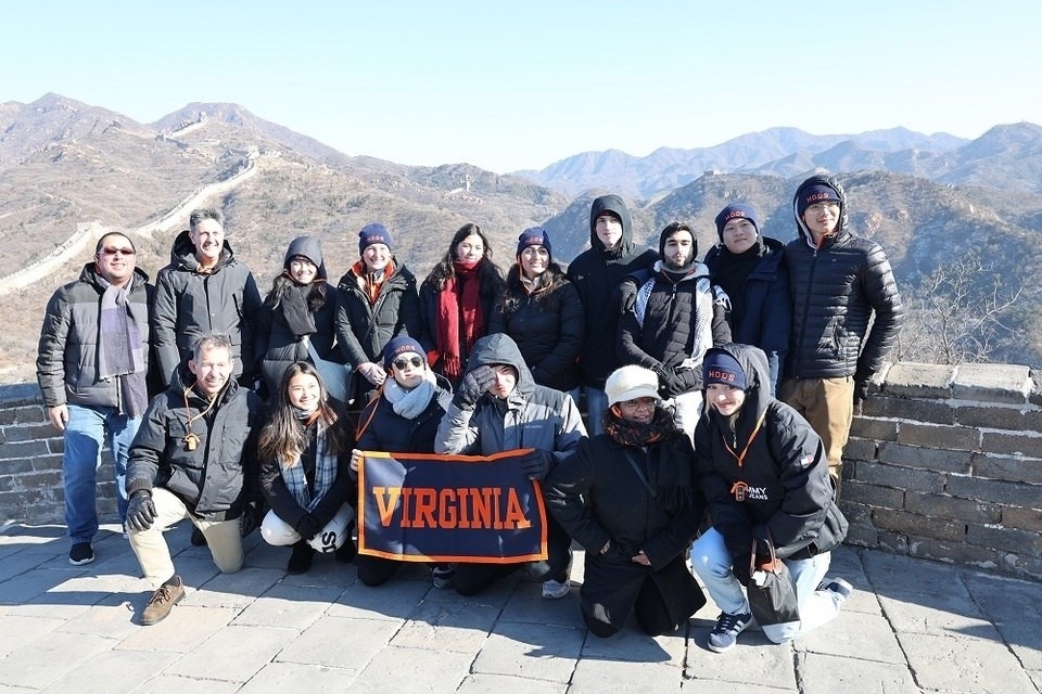 資訊有故事︱美國(guó)弗吉尼亞大學(xué)乒乓球代表團(tuán)訪華：重走乒乓路 一起向未來(lái)