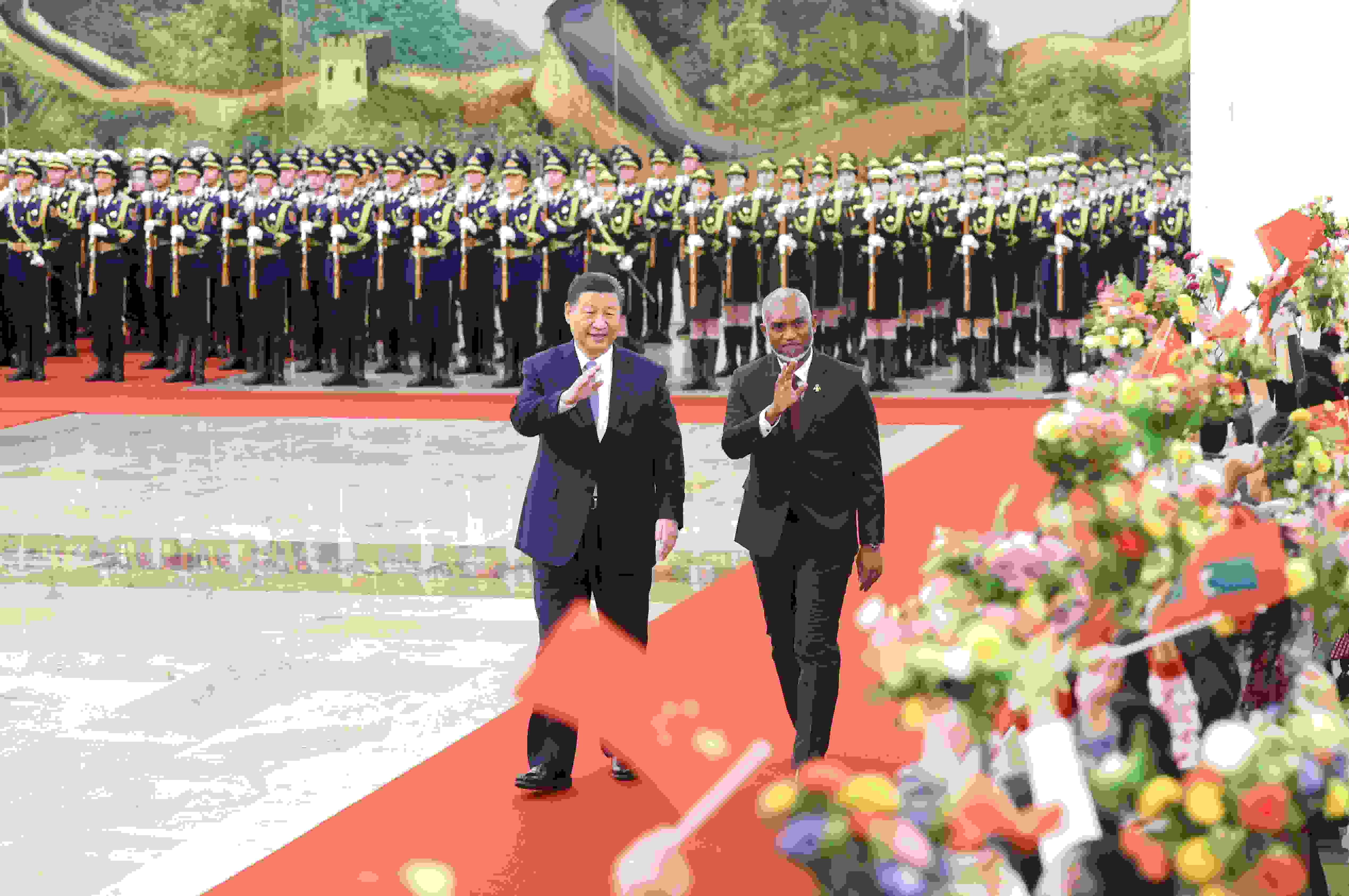 △2024年1月10日下午，國家主席習(xí)近平在北京人民大會(huì)堂同來華進(jìn)行國事訪問的馬爾代夫總統(tǒng)穆伊茲舉行會(huì)談。會(huì)談前，習(xí)近平主席在人民大會(huì)堂北大廳為穆伊茲總統(tǒng)舉行歡迎儀式。