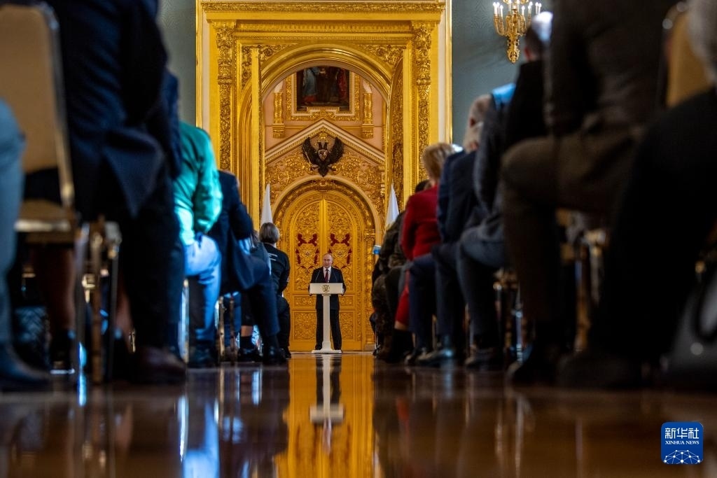3月20日，俄羅斯總統(tǒng)普京在莫斯科克里姆林宮與其競選團隊代表舉行見面會。新華社記者 曹陽 攝