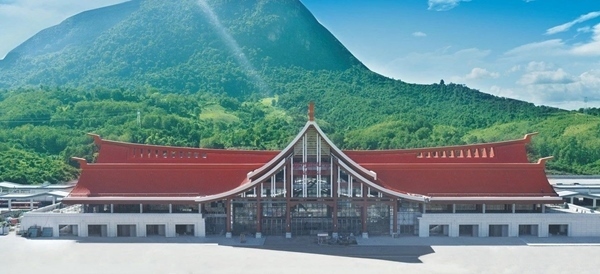 中老鐵路增開(kāi)1對(duì)國(guó)際旅客列車(chē)。國(guó)鐵集團(tuán)供圖