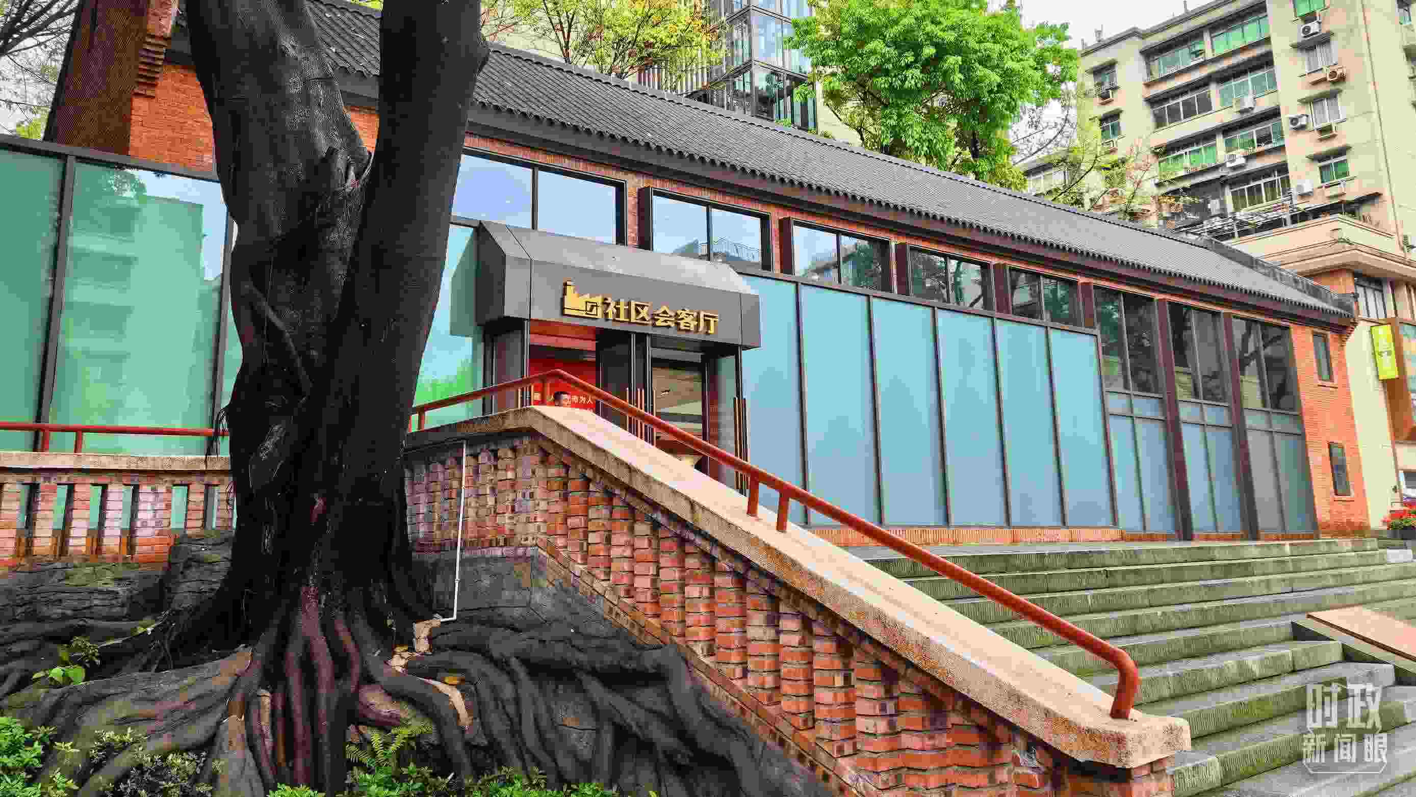 △民主村社區(qū)會(huì)客廳。（總臺(tái)央視記者程鋮拍攝）