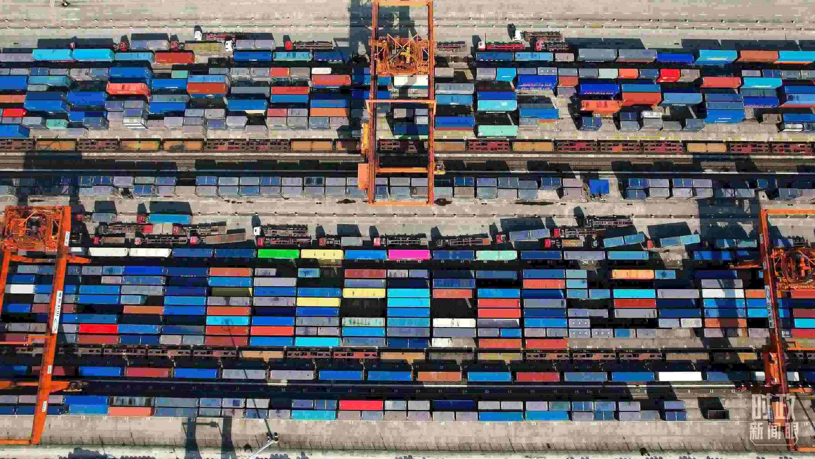 △重慶國際物流樞紐園區(qū)。（總臺央視記者范凱拍攝）