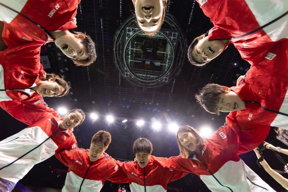 5月5日，中國隊(duì)在賽前互相鼓勵(lì)。新華社記者 江宏景 攝