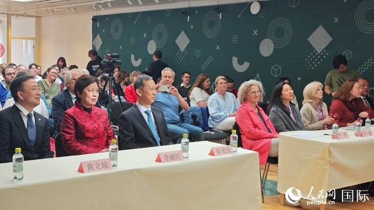 “漢語(yǔ)橋”瑞典賽區(qū)預(yù)選賽現(xiàn)場(chǎng)。人民網(wǎng)記者 殷淼攝