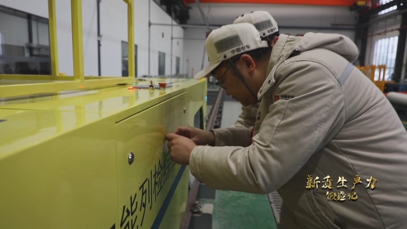 湖南株洲，算法測(cè)算團(tuán)隊(duì)正在做地鐵智能化檢測(cè)試驗(yàn)。