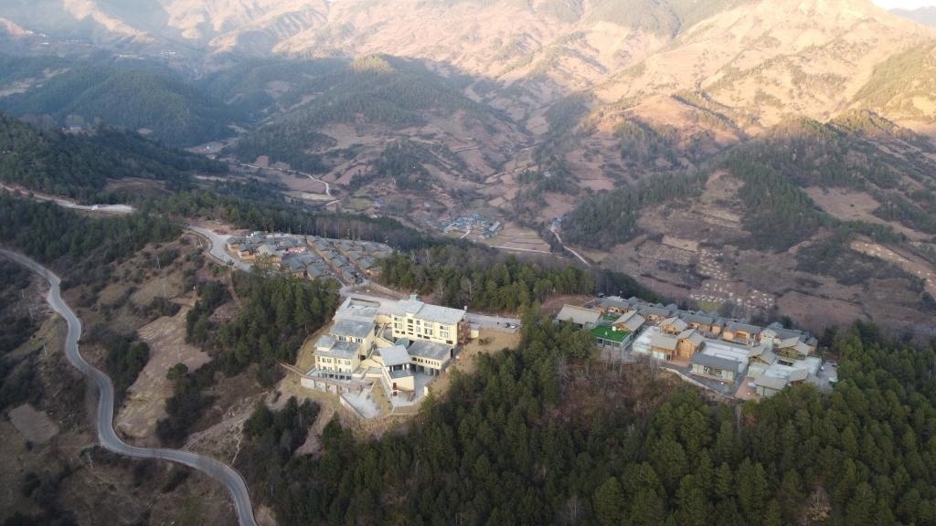 三河村全景（無人機照片）。新華社記者 尹恒 攝