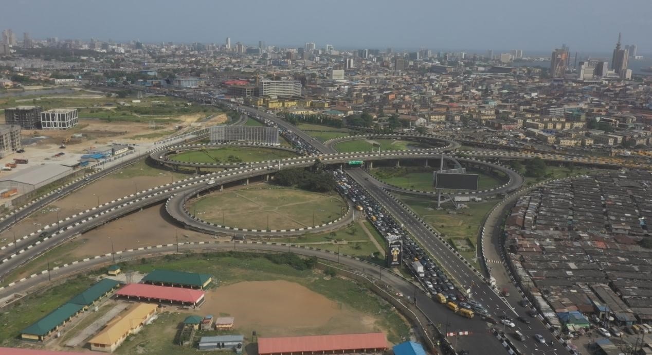 新修復的尼日利亞拉各斯三號橋鳥瞰圖。中國土木尼日利亞有限公司供圖