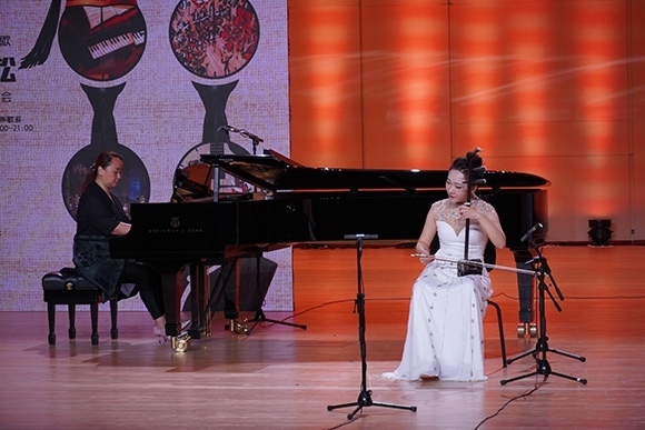 會(huì)議現(xiàn)場(chǎng)。學(xué)校供圖