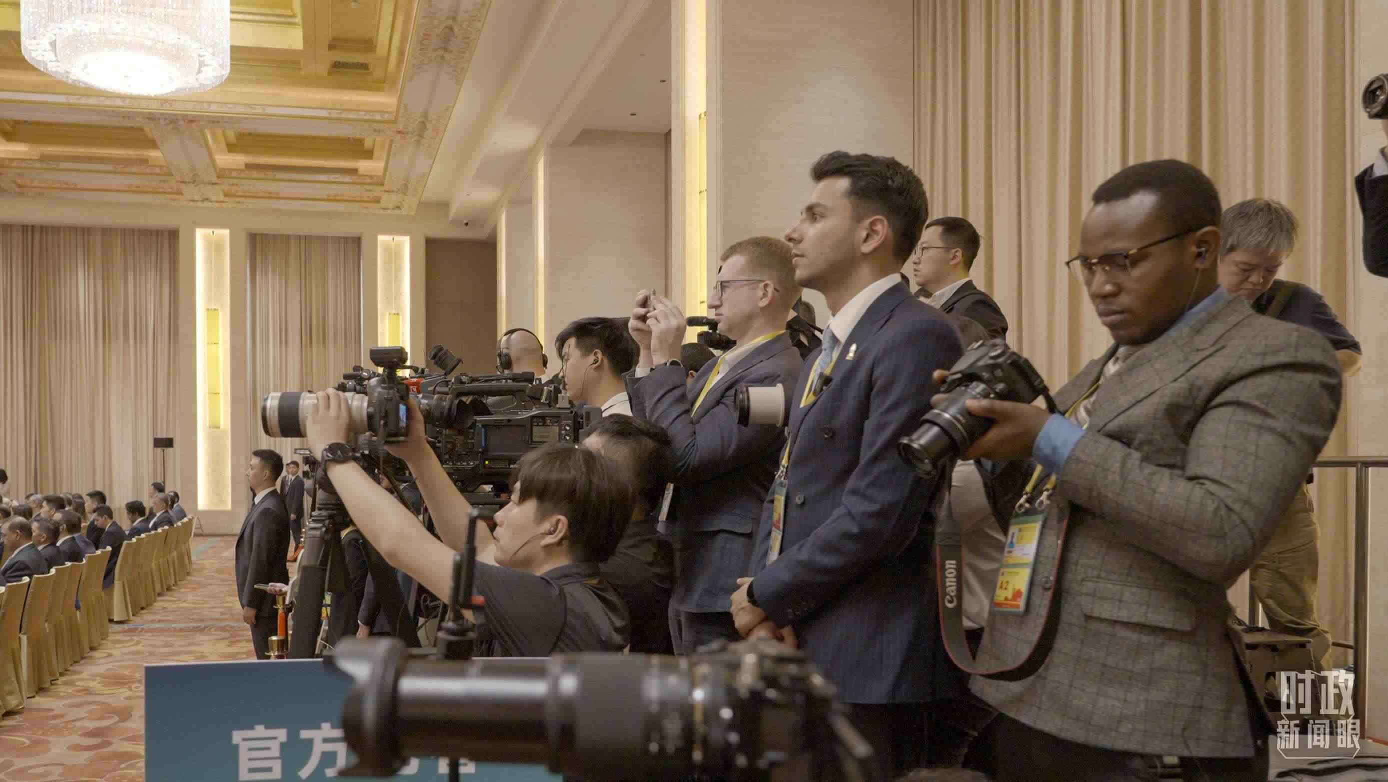 △現(xiàn)場媒體區(qū)。（總臺(tái)央視記者彭漢明拍攝）