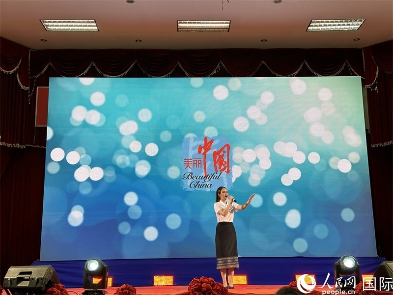 圖片：老撾選手進(jìn)行中文演講。孫廣勇攝