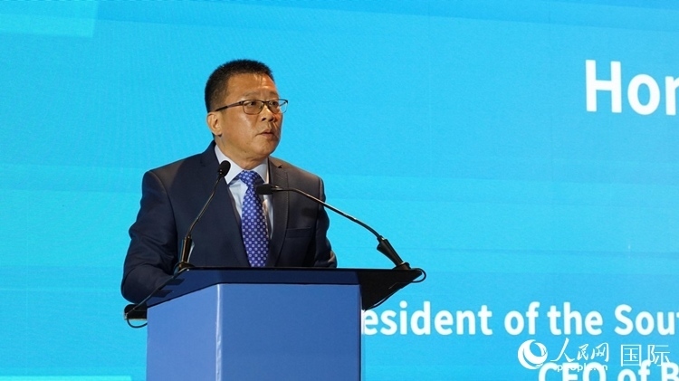 張朝陽會長致辭。人民網(wǎng) 劉暢攝