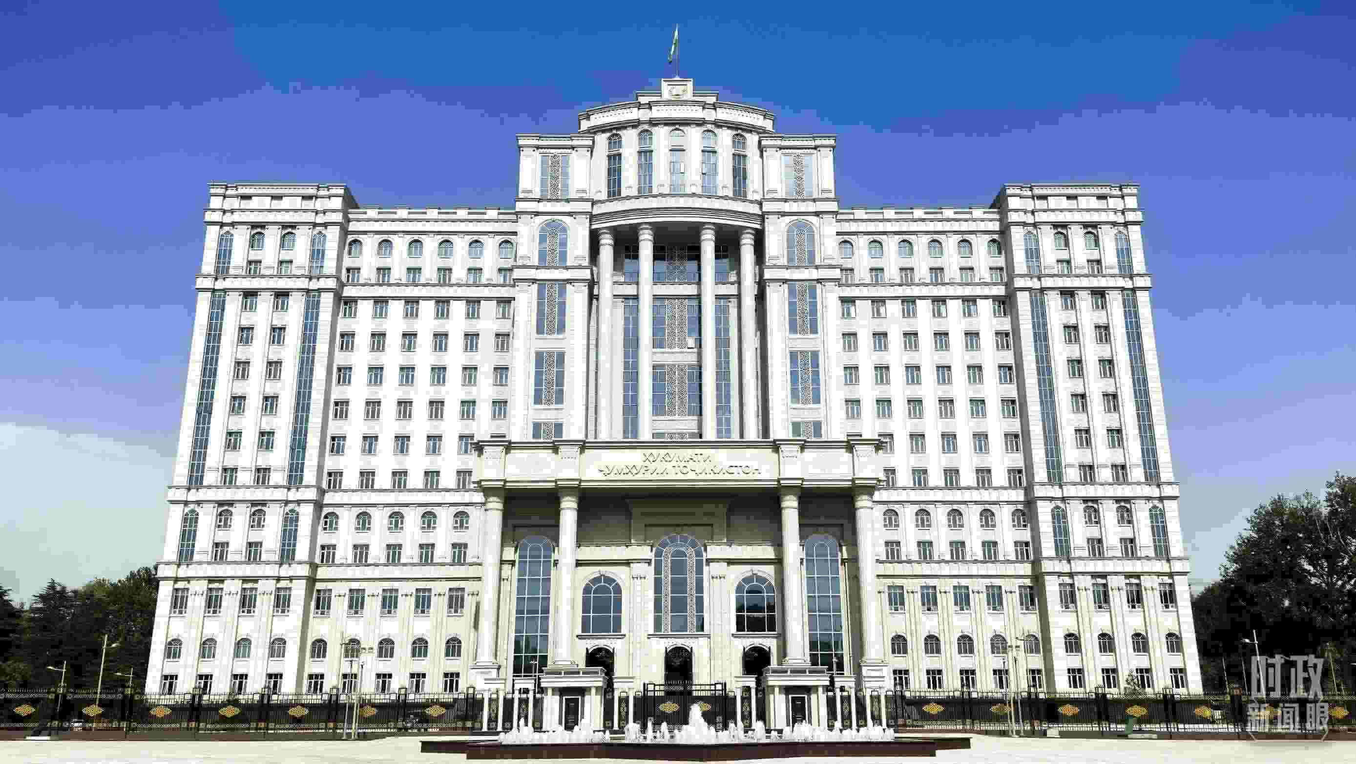 △中方援建塔政府大樓。（總臺央視記者鄂介甫拍攝）