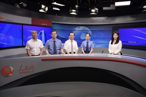 訪談現(xiàn)場(chǎng)。人民網(wǎng)記者 王曉嘯攝