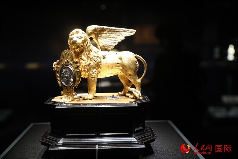 展覽“傳奇之旅：馬可·波羅與絲綢之路上的世界”展品。人民網(wǎng) 殷韜攝