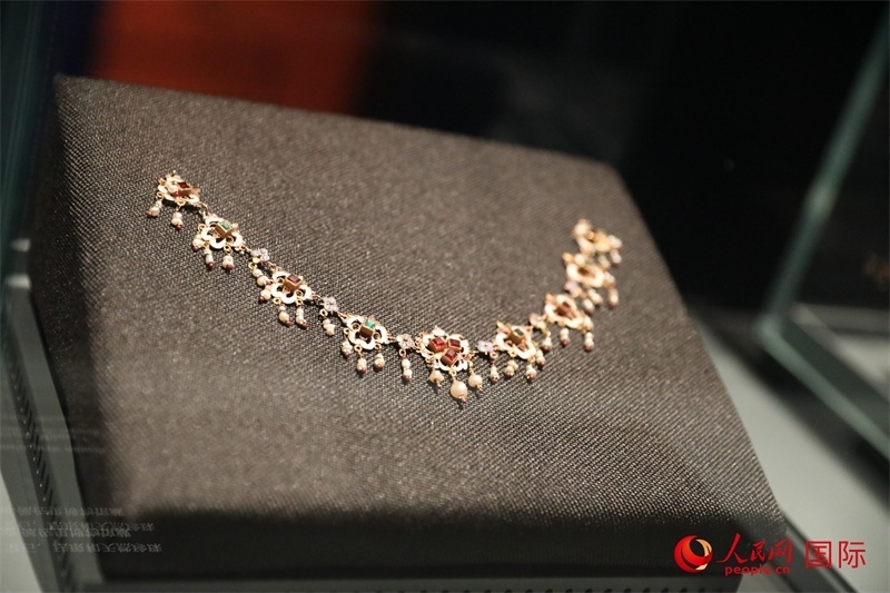 展覽“傳奇之旅：馬可·波羅與絲綢之路上的世界”展品。人民網(wǎng) 殷韜攝