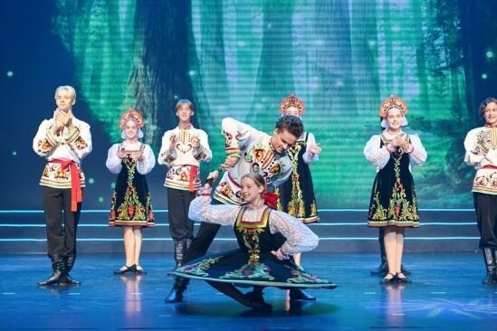 第十屆“歡動(dòng)北京”開幕，12國青少年向未來問好