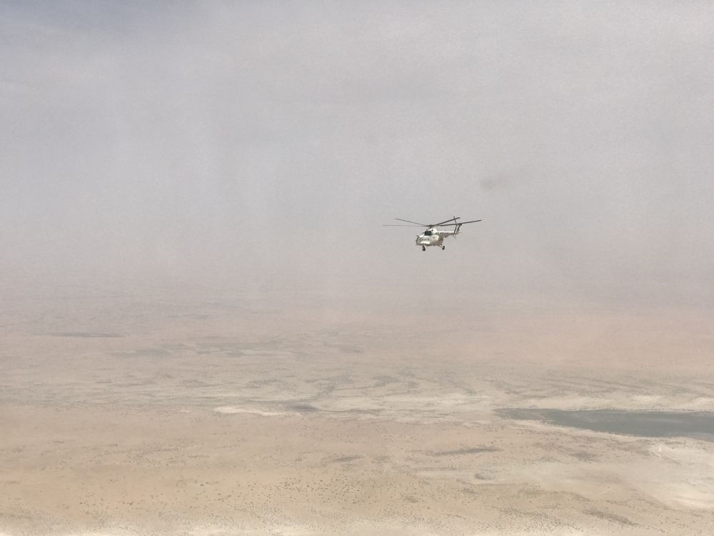 2017年8月8日，中國首支維和直升機分隊直升機飛行在蘇丹達爾富爾任務(wù)區(qū)上空。