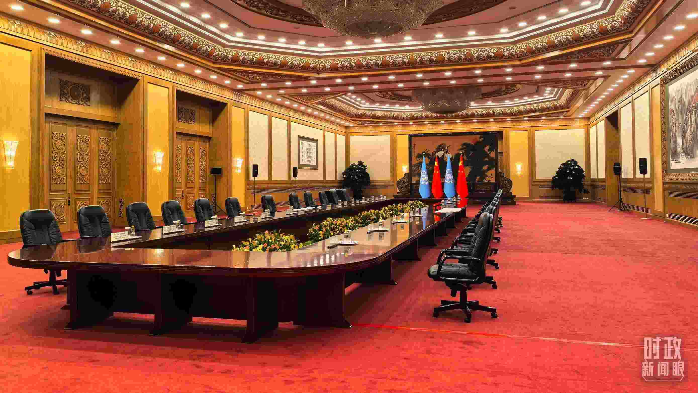  △同聯(lián)合國(guó)秘書(shū)長(zhǎng)古特雷斯的會(huì)見(jiàn)會(huì)場(chǎng)，這是開(kāi)始前的場(chǎng)景。（總臺(tái)央視記者劉瑞琳拍攝）