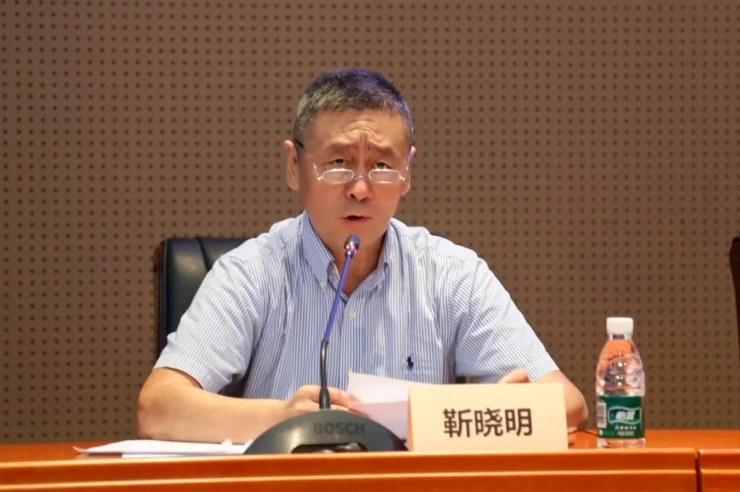 科技外交專家委員會主任委員、科技部國際合作司原司長靳曉明致辭。主辦方供圖