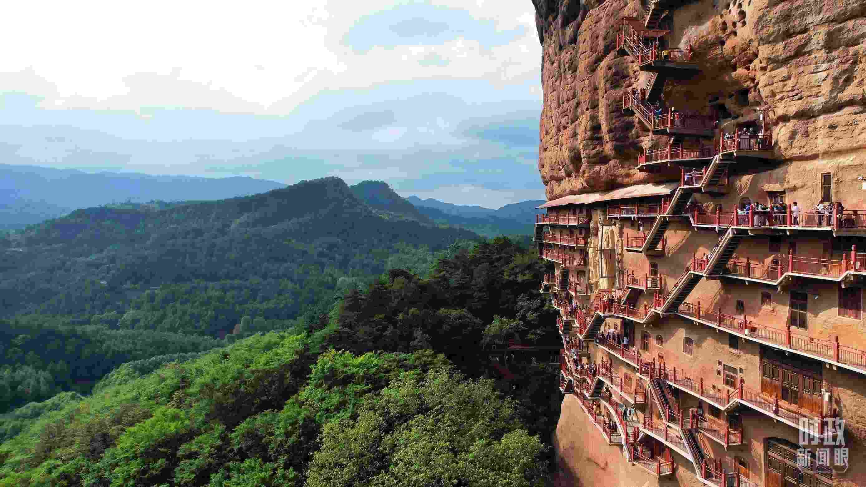 △ 麥積山石窟。（總臺記者馬凌峰拍攝）