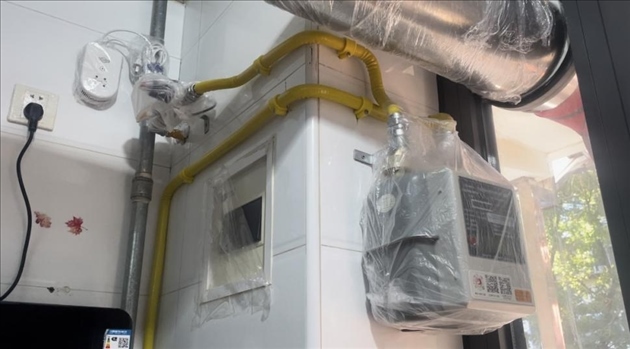 北京市石景山區(qū)高井路社區(qū)更換燃?xì)夤艿篮蟮木用窦?。人民網(wǎng) 劉佳欣攝