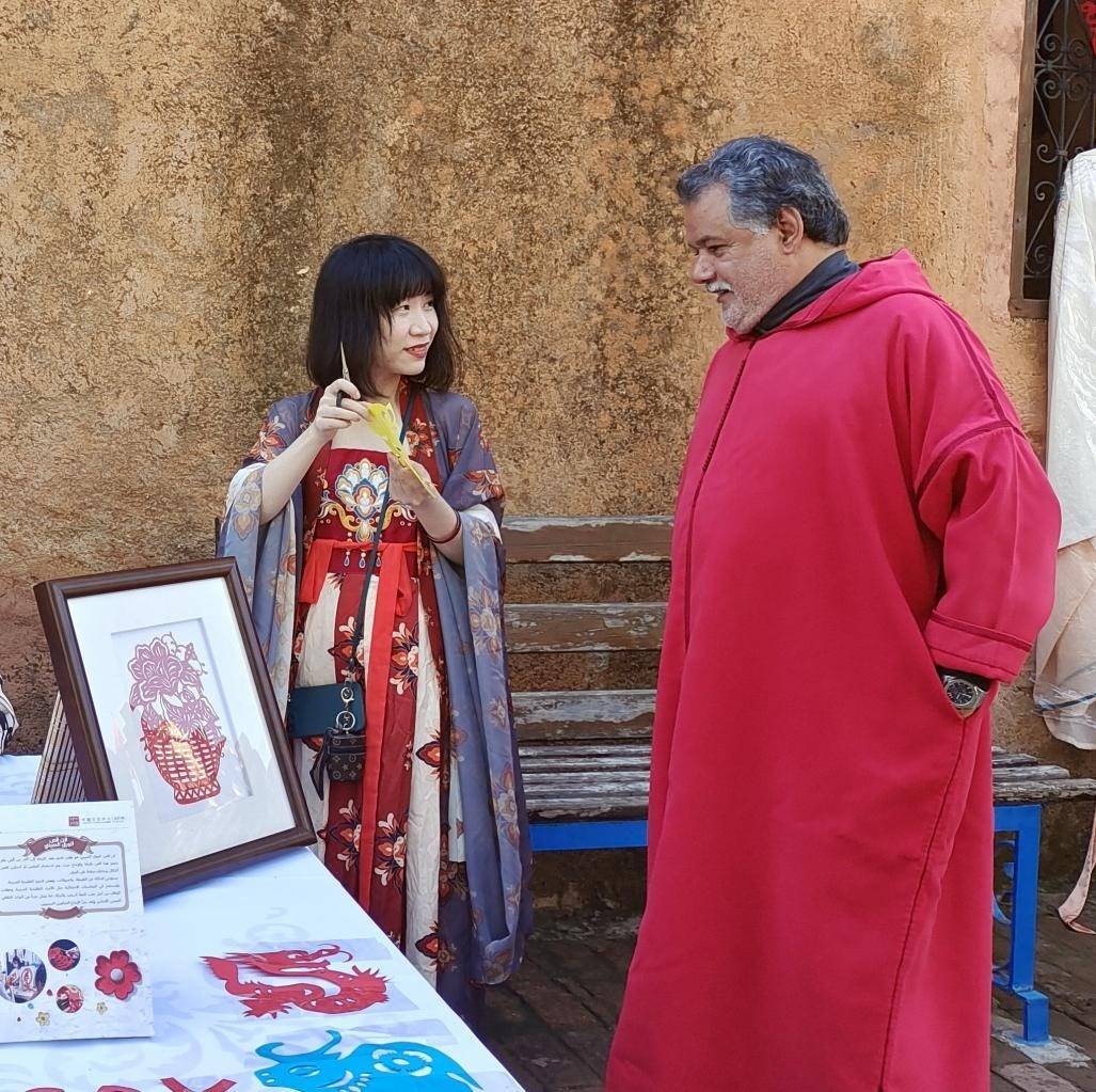 中國(guó)文化產(chǎn)品介紹。拉巴特中國(guó)文化中心供圖