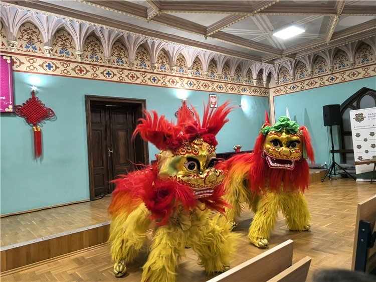 托倫雅蓋隆學(xué)院禮堂巡演現(xiàn)場(chǎng)。主辦方供圖。