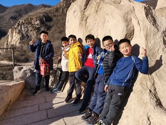 登山隊(duì)員供圖。