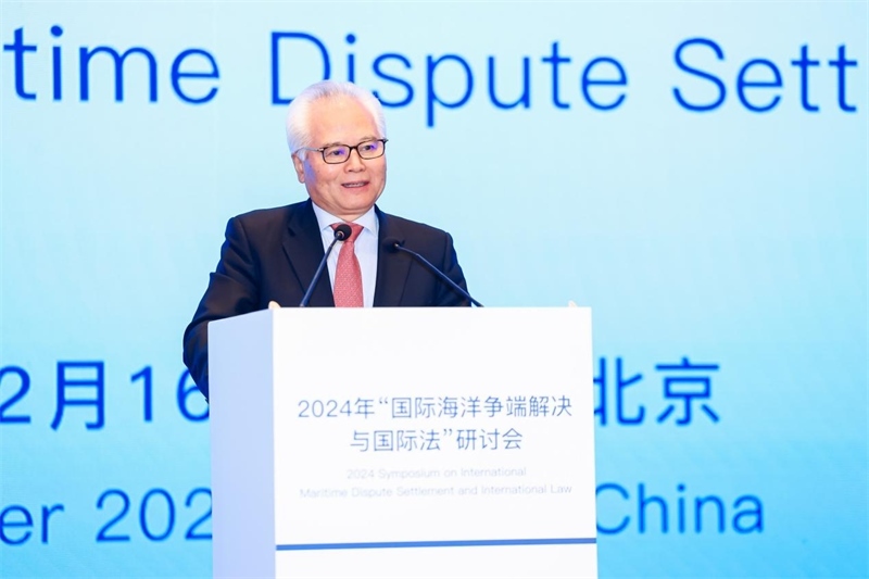 華陽(yáng)海洋研究中心理事長(zhǎng)、中國(guó)南海研究院學(xué)術(shù)委員會(huì)主席吳士存在開(kāi)幕式致歡迎辭。華陽(yáng)海洋研究中心供圖