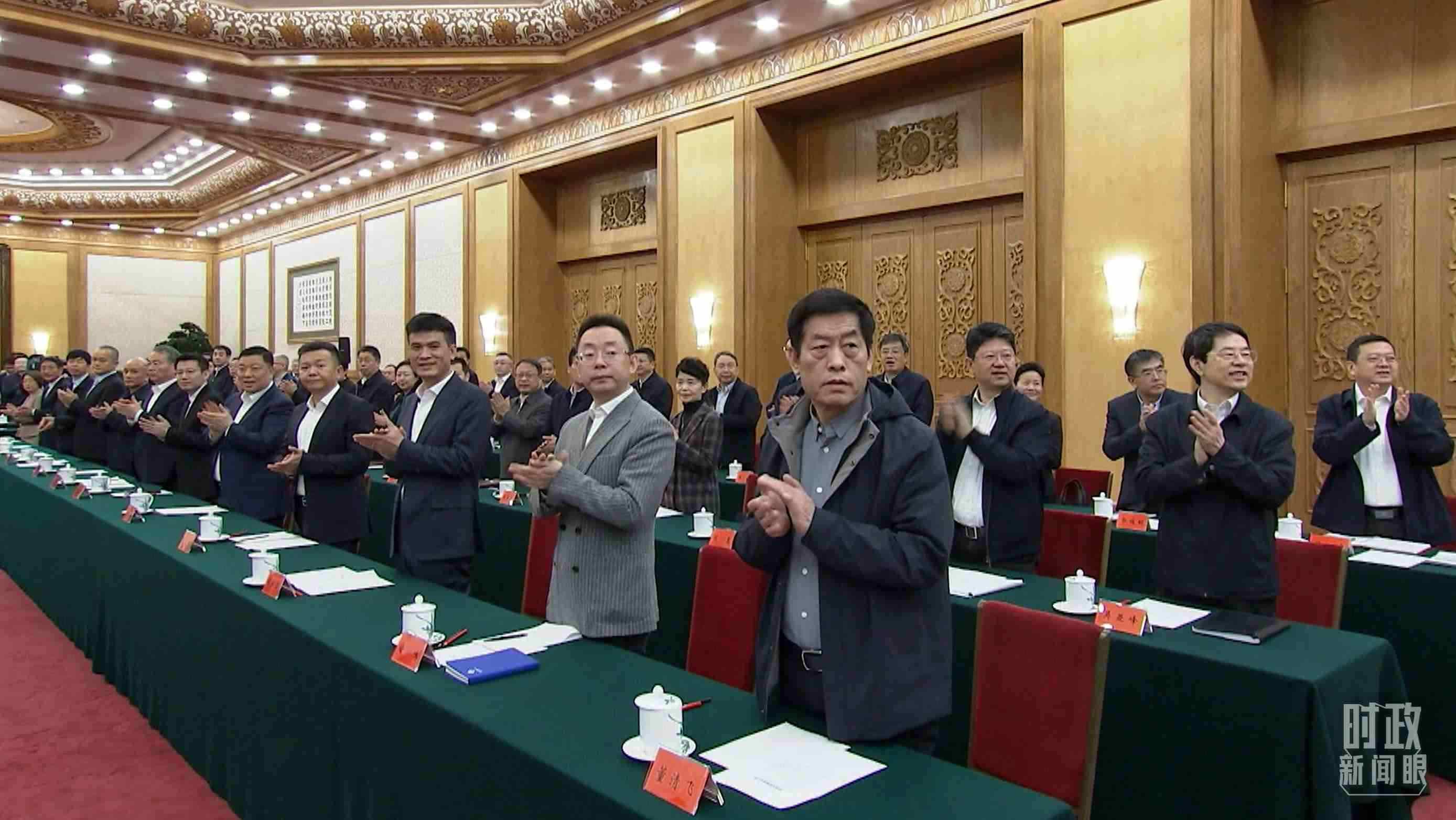 △2月17日，民營企業(yè)座談會現(xiàn)場。