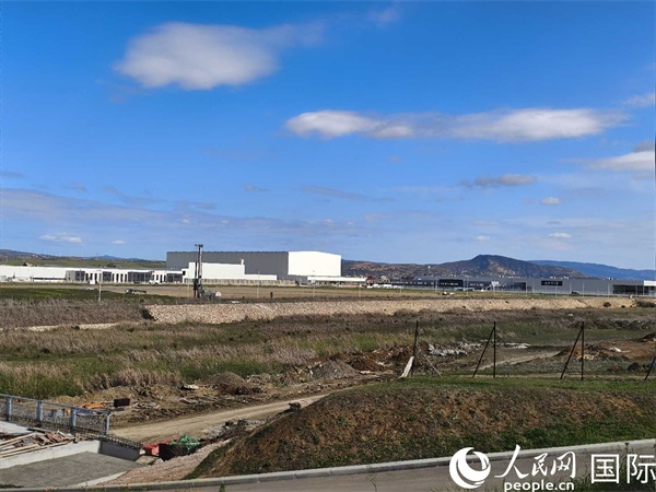 丹吉爾科技城遠眺。人民網(wǎng)記者 黃培昭攝