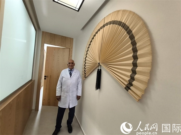 哈利勒的診所內(nèi)。人民網(wǎng)記者 黃培昭攝