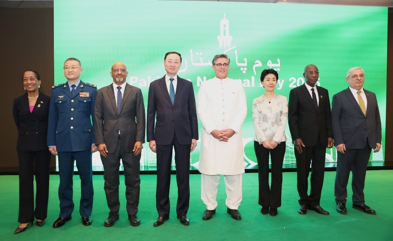 出席招待會的主要嘉賓合影。巴基斯坦駐華大使館供圖