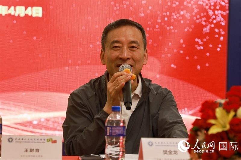 江蘇省人大常務委員會常務副主任樊金龍在座談會上致辭。人民網(wǎng)記者 陳海琪攝