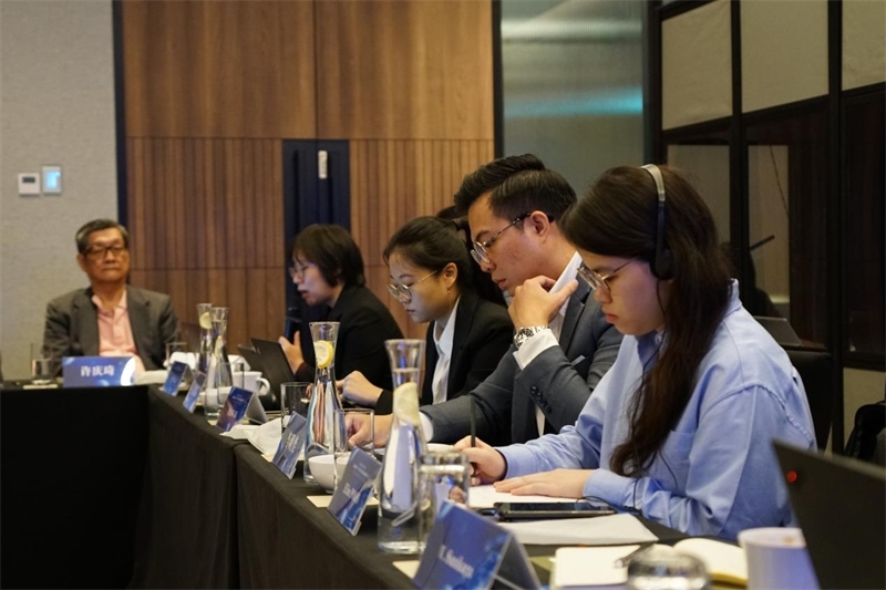 分享會現(xiàn)場，中馬兩國記者認(rèn)真記錄。林俊揚攝