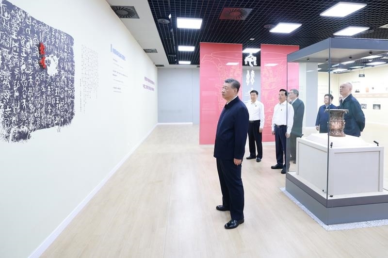△2024年9月10日，習近平總書記來到陜西寶雞市參觀寶雞青銅器博物院。